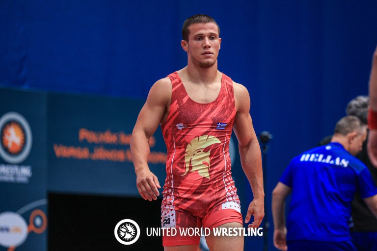 Εξασφάλισε το ασημένιο και πάει για το χρυσό ο Κουγιουμτσίδης στο Παγκόσμιο Πρωτάθλημα πάλης