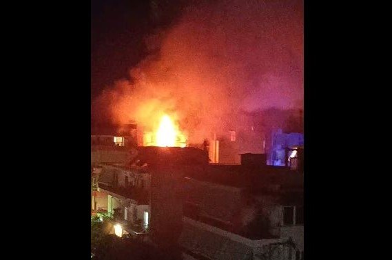 Πρέβεζα: Μεγάλη φωτιά σε διαμέρισμα μετά από έκρηξη φιάλης υγραερίου  Εκκενώθηκε η πολυκατοικία