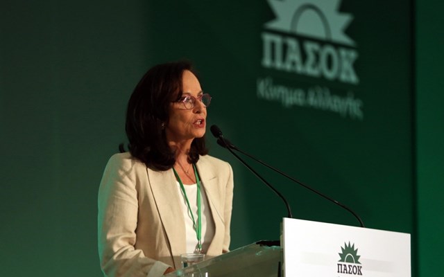 Ά. Διαμαντοπούλου: Το ΠΑΣΟΚ δεν πρέπει να μετατραπεί σε Καρυστιανού ή Κωνσταντοπούλου