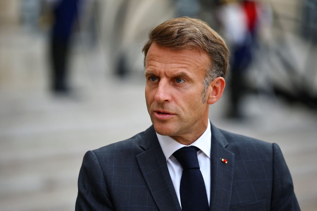 Μακρόν: Θα εντείνουμε την αντίδρασή μας στις ρωσικές προκλήσεις, αλλά δεν θα ανοίξουμε πυρ