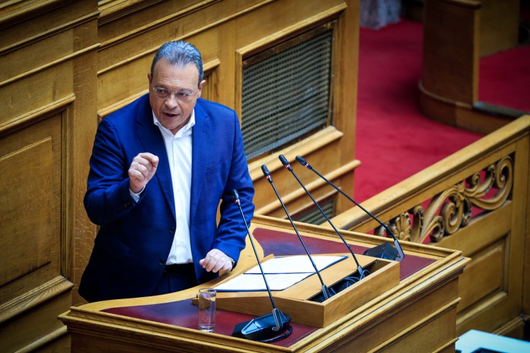 Σωκράτης Φάμελλος σε κυβέρνηση: Αν δεν παραιτηθείτε γρήγορα θα σας παραιτήσει ο ελληνικός λαός