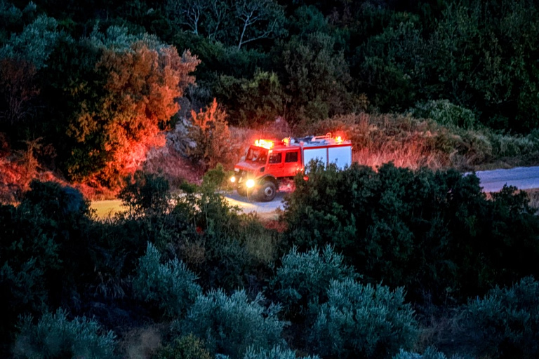 Συναγερμός στην Πυροσβεστική: Οκτώ άτομα έχασαν τον προσανατολισμό τους στο φαράγγι της Αγάλης στην Εύβοια