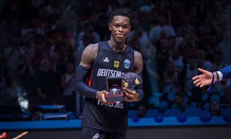 Γάμ@τ@ αυτά! Αυτό που έκανες δεν ήταν εύκολο  Ο Σρέντερ αποθέωσε τον υπηρεσιακό προπονητή της Γερμανίας