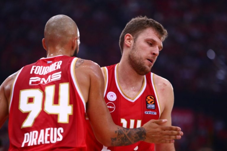 Οι απαντήσεις των Φουρνιέ, Βεζένκοφ, Μίτσιτς, Βιλντόζα, Τζέιμς, Χάκετ και Λάρκιν για την πιο καυτή έδρα της Euroleague