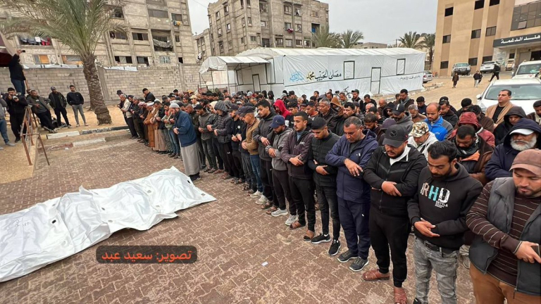 Γάζα: 9 νεκροί σε πλήγματα του Ισραήλ  Κοριτσάκι ανάμεσα στους σκοτωμένους