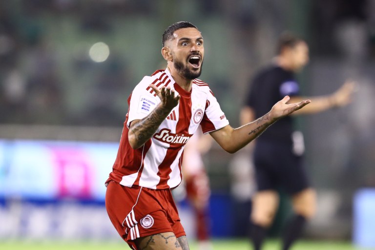 Καμπέλα: Ήταν πέναλτι 100%  Δεν μπορώ να καταλάβω γιατί ο διαιτητής δεν το έδωσε