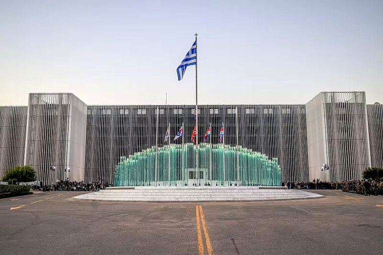 Ρώσοι χάκερ παραβίασαν λογαριασμούς email του ΓΕΕΘΑ