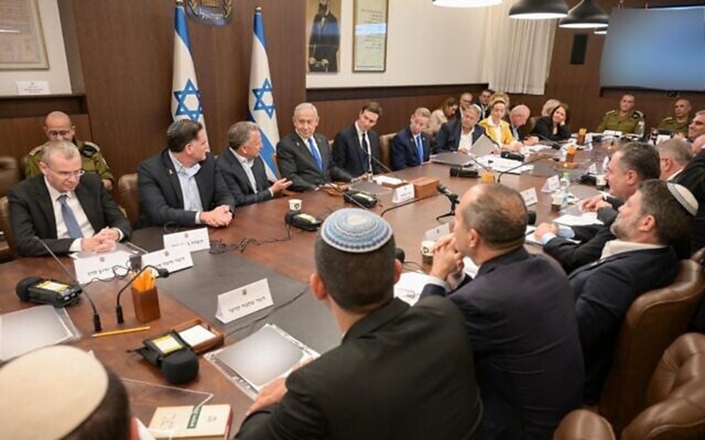 Παρουσία του γαμπρού και του ειδικού απεσταλμένου του Τραμπ η συνεδρίαση του Υπουργικού Συμβουλίου του Ισραήλ