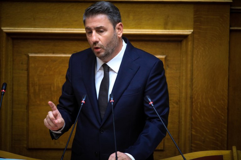 Τροπολογία ΠΑΣΟΚ για τις Συλλογικές Συμβάσεις  Τι ζητά για τον κατώτατο μισθό και την προσφυγή στη διαιτησία