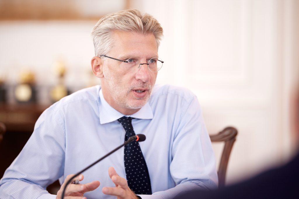 Άκης Σκέρτσος για ΠΑΣΟΚ: Και το κλόπυ πέιστ έχει τα όρια του