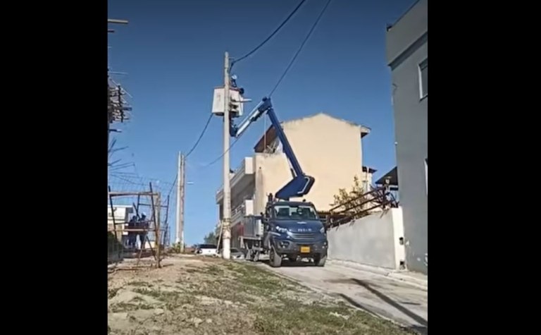 Αστυνομική επιχείρηση σε οικισμούς των Αχαρνών και του Ζεφυρίου  Ξηλώθηκαν καλώδια ρευματοκλοπής μήκους 1,5 χλμ