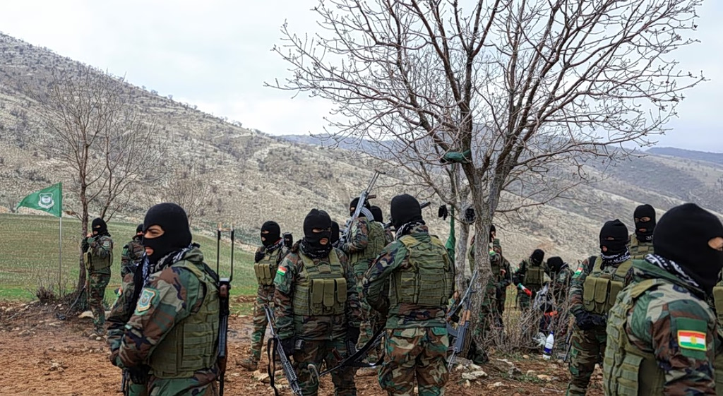 Κάλεσμα Τραμπ στους Ιρανούς Κούρδους να επιτεθούν στην Τεχεράνη