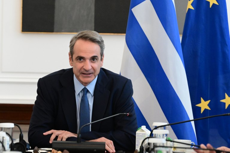 Υπουργικό συμβούλιο: Επιχείρηση αντιστροφής του κλίματος αναμασώντας τα περί θετικής ατζέντας