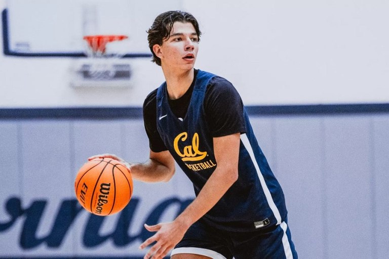 Στις ΗΠΑ για τον γιο του Στογιάκοβιτς ο μάνατζερ της Εθνικής Ελλάδας Νίκος Ζήσης (vid)