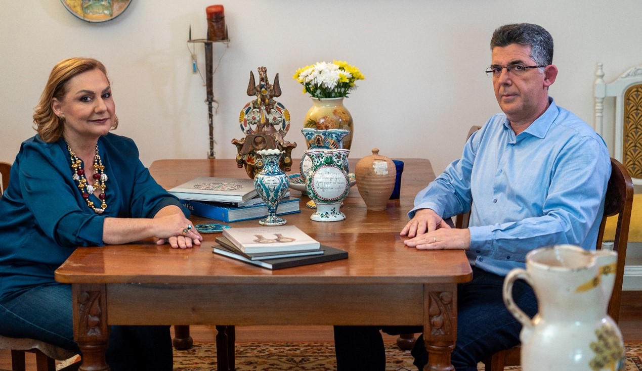 ΕΡΤnews: Κεραία με τη Ρέα Βιτάλη  Συλλέκτες με σπάνιες συλλογές | Κυριακή 05.10.2025, στις 23:00