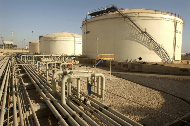 Αμπού Ντάμπι: Ο πετρελαϊκός κολοσσός ADNOC κλείνει το διυλιστήριο Ruwais μετά από επίθεση με drone