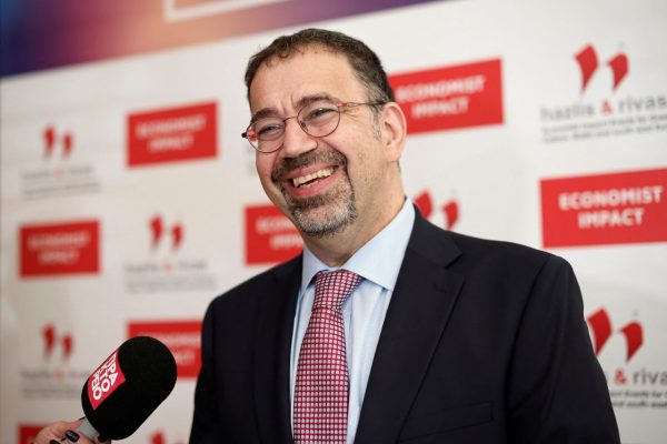 Τεχνητή Νοημοσύνη: Ο φόβος της αντικατάστασης εργαζομένων και ο αυτοματισμός