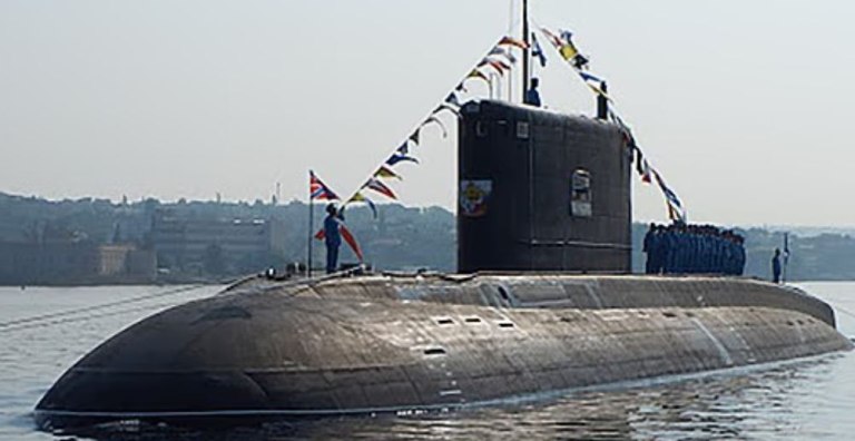 Νοβοροσίσκ: Κίνδυνος έκρηξης σε ρωσικό πυρηνοφόρο υποβρύχιο στη Μεσόγειο  Παρουσιάζει διαρροή καυσίμων