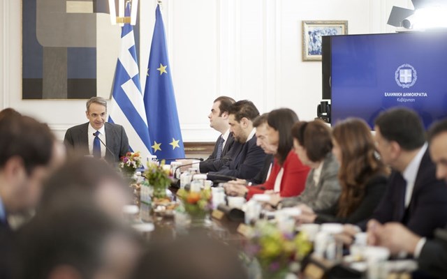 Πλέγμα ενίσχυσης των εισοδημάτων - Στο υπουργικό ο νέος κατώτατος μισθός