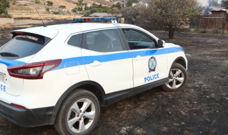 Άγρια ληστεία στη Μανολάδα  Τον άρπαξαν με ΙΧ και τον ξυλοκόπησαν για να του πάρουν χρήματα και διαβατήριο