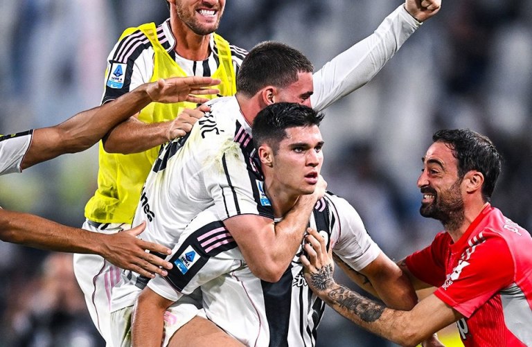 Γιουβέντους  Ίντερ 4-3: Ανατροπή και νίκη στο ντέρμπι για τη Μεγάλη Κυρία