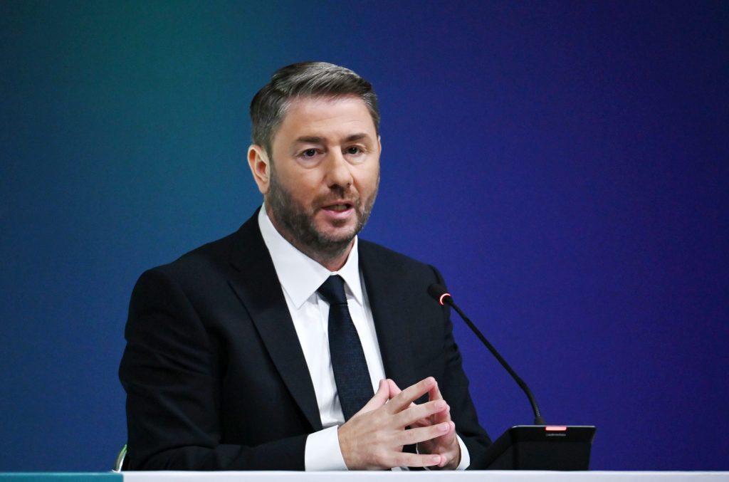 Το Πόθεν Έσχες του Νίκου Ανδρουλάκη