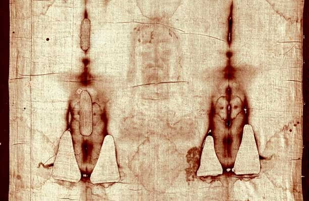 Το μυστήριο για τη Σινδόνη του Τορίνο: Χειρουργός εντόπισε κρυφή λεπτομέρεια που υποδηλώνει την Ανάσταση του Ιησού