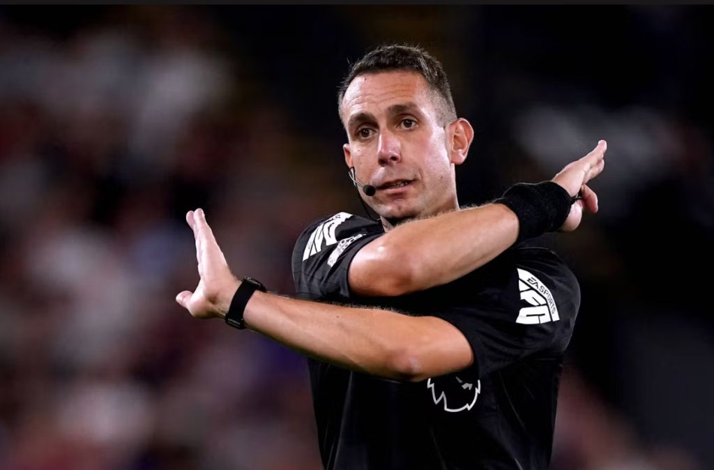 Premier League: Πρώην διαιτητής ομολόγησε πως είχε στην κατοχή του παιδική πορνογραφία