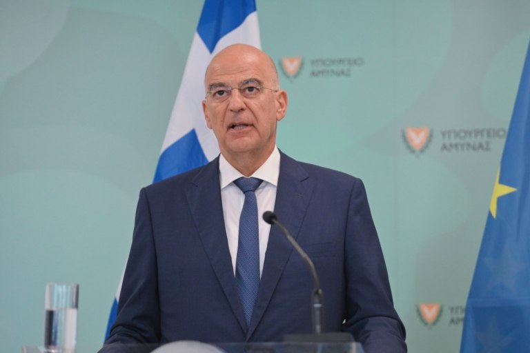 Δένδιας: Η Ελλάδα θα βοηθήσει στην αντιβαλλιστική προστασία της Βουλγαρίας από το Ιράν