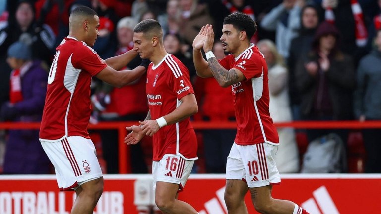 LIVE: Νιούκαστλ  Νότιγχαμ Φόρεστ