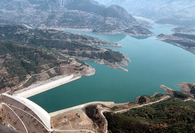 Λειψυδρία: Σχέδιο για να μην διψάσει η Αττική  Ξεκινούν γεωτρήσεις στον Μόρνο