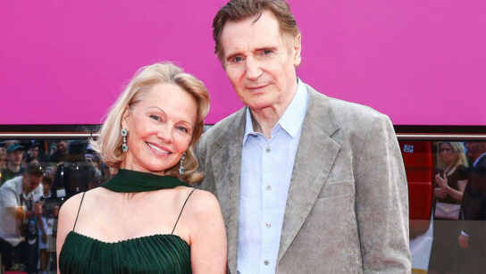 Pamela Anderson: Δεν συμμετέχω σε PR κόλπα  Η απάντησή της στις φήμες για ψεύτικο ειδύλλιο με τον Liam Neeson