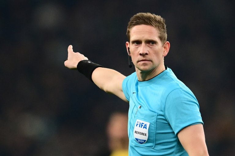 Οι Σκωτσέζοι ασχολούνται με τον διαιτητή του αγώνα της Εθνικής