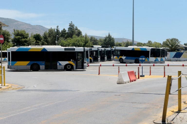 Αλαλούμ με τα μπλοκάκια στα λεωφορεία