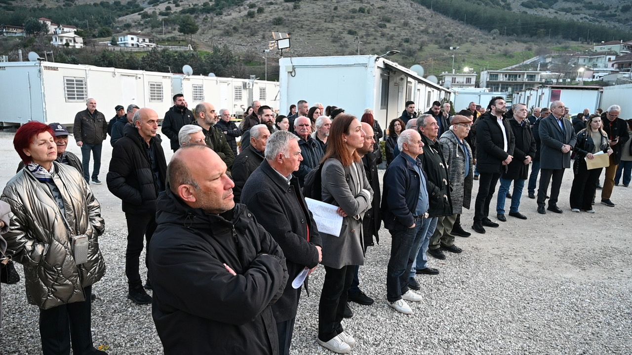 Σεισμόπληκτοι Δαμασίου: 5