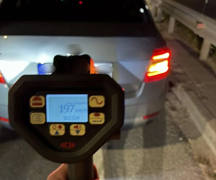 Κηφισιά: Συνελήφθη 22χρονος που έτρεχε με 197 χλμ/ώρα  Δεν είχε δίπλωμα οδήγησης