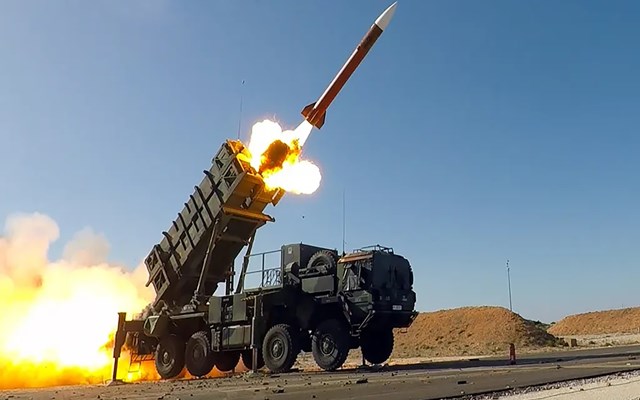 Συστοιχία Patriot μεταφέρεται στην Κάρπαθο - Την Τετάρτη στην Κύπρο, οι φρεγάτες "Κίμων" και "Ψαρά", ήδη στην Πάφο τέσσερα F-16