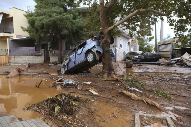 Κλιματική κρίση: Ανοχύρωτη η Αττική σε ακραίες πλημμύρες τύπου Daniel μετά τις μεγάλες δασικές φωτιές