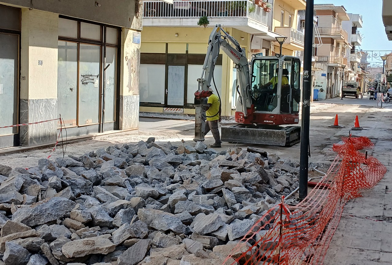 Αλλάζει όψη το κέντρο του Αλμυρού με το έργο του Open Mall