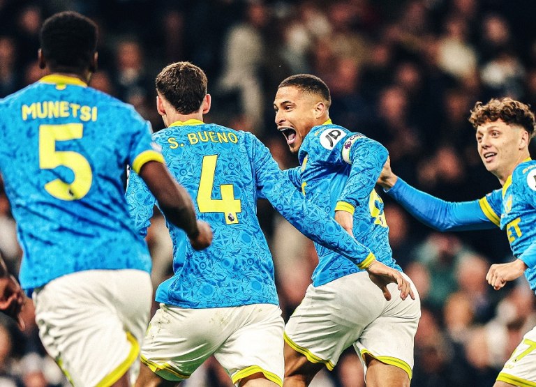 Premier League: Η Τότεναμ έσωσε τον βαθμό στο 90+4 απέναντι στην ουραγό Γουλβς