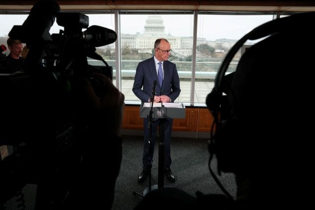 Ιράν: Εχει δίλημμα ο Μερτς για το εάν παραβιάζεται το διεθνές δίκαιο από τον πόλεμο των ΗΠΑ και του Ισραήλ