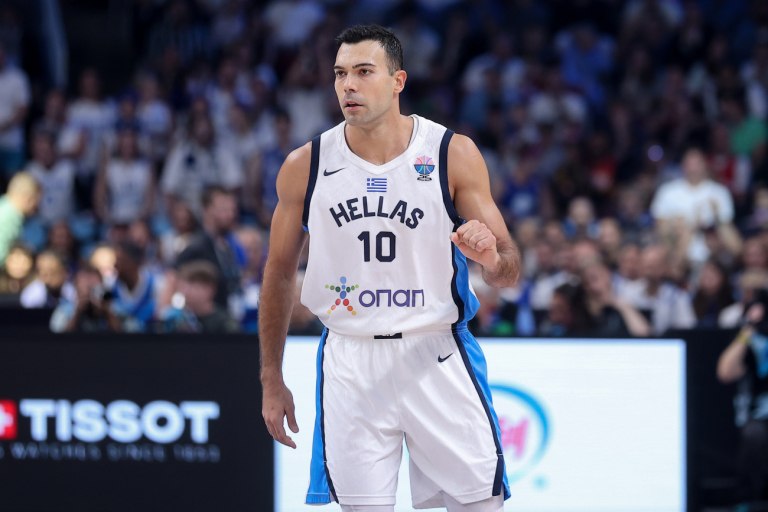 Σλούκας: Αφιερωμένο σε όλους τους Έλληνες το μετάλλιο