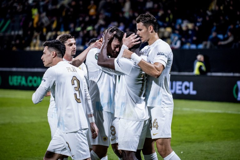 Τσέλιε  ΑΕΚ: Τρία γκολ στο ημίχρονο η Ένωση (vids)