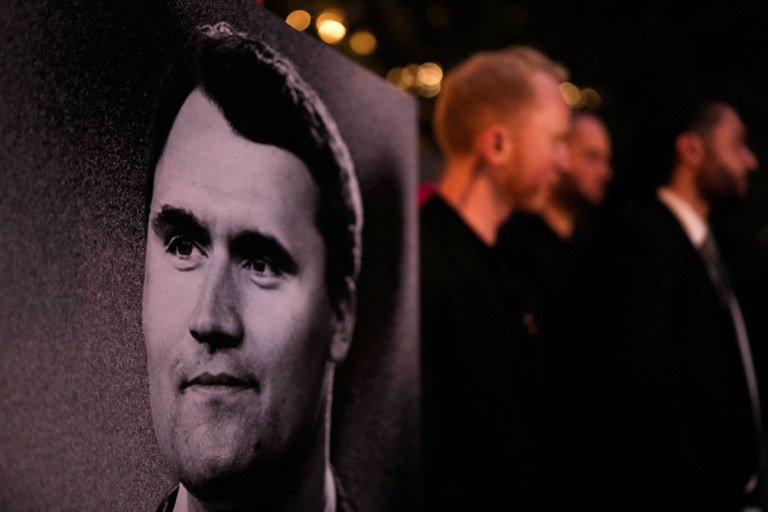 Η δολοφονία Κερκ τρομάζει τις ΗΠΑ  Εκτοξεύτηκε η χρήση του όρου εμφύλιος