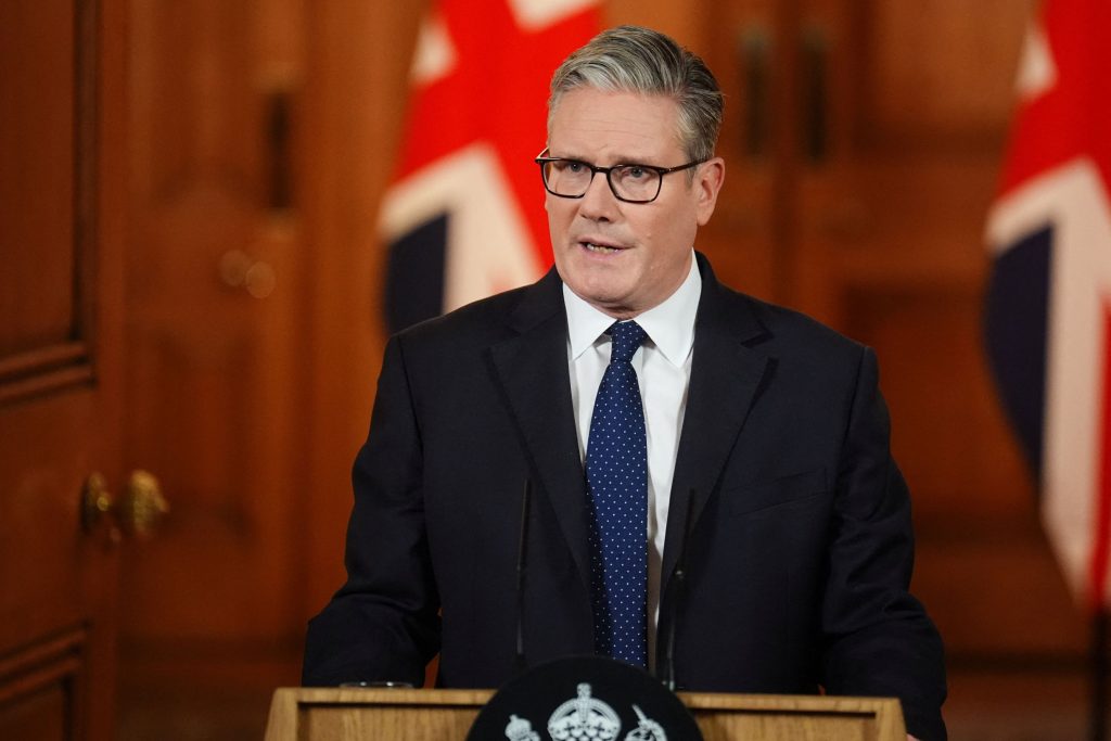 Στάρμερ: Πρέπει να νικήσουμε την άνοδο του αντισημιτισμού, για άλλη μια φορά