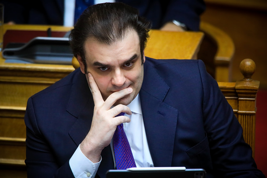 Πιερρακάκης στο Reuters: Να δράσουμε γρήγορα αν παραμείνουν ψηλά οι τιμές της ενέργειας