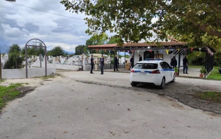 Άρτα: Ολοκληρώθηκε η εκταφή της σορού της 28χρονης εγκύου  Τη Δευτέρα αναμένεται η νεκροψία  νεκροτομή