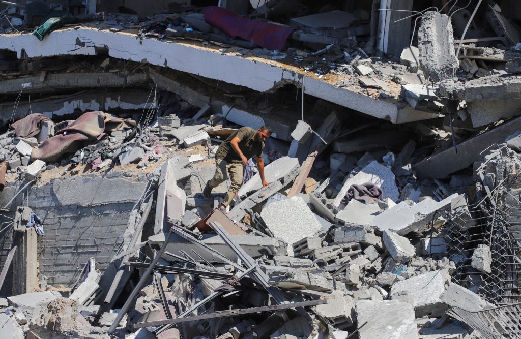 To Ισραήλ ανακοίνωσε ότι ολοκλήρωσε πέντε κύματα επιθέσεων στην πόλη της Γάζας σε μια εβδομάδα