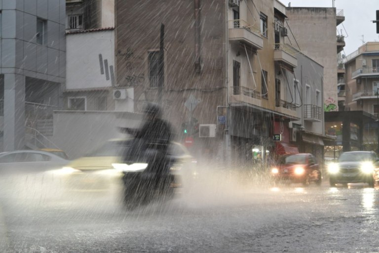 Καιρός: Έρχεται νέο κύμα κακοκαιρίας  Πότε θα χτυπήσει