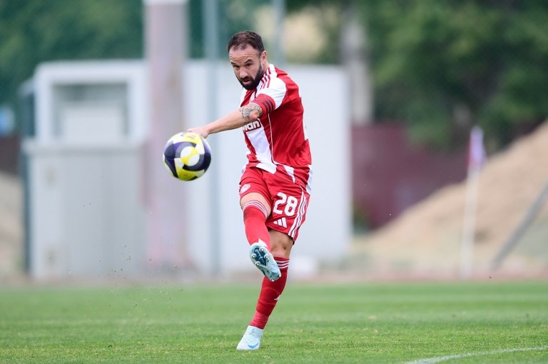 Σπουδαίο επίτευγμα από τον Βαλμπουενά: Έφτασε τα 800 ματς καριέρας (pic)